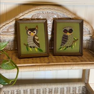 Vintage owl embroidered frames - set of 2